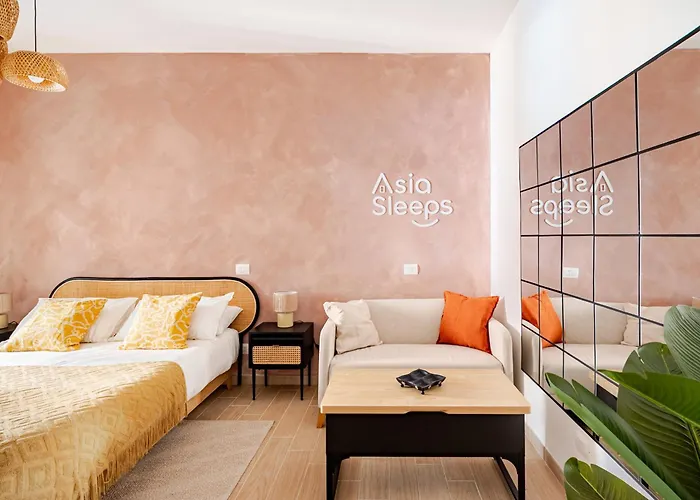 Charming New Studio - Bright, Cozy&Well Connected