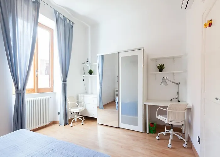 Sabelli Nightlife Apartment-La Sapienza-Termini Station