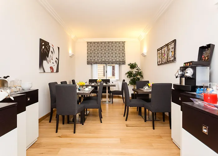 Domus Best Guest House