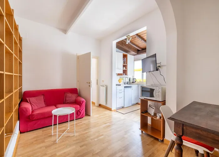 Piazza Navona Rooftop Retreat S