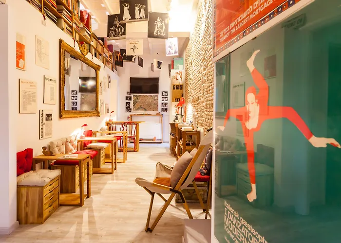 Trevi Art Suite