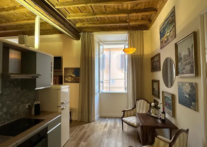 Lovely Rome Suite