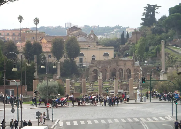 325 Rooms Ai Fori
