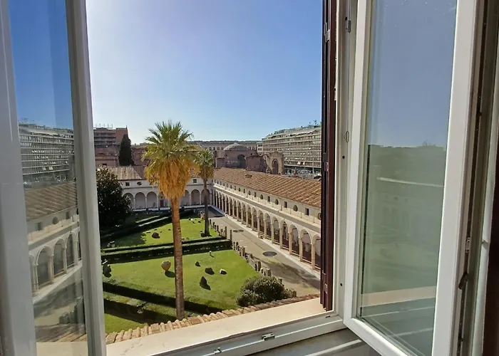 Camera X2 Con Magnifica Vista Sul Chiostro Di Michelangelo E Le Terme Di Diocleziano
