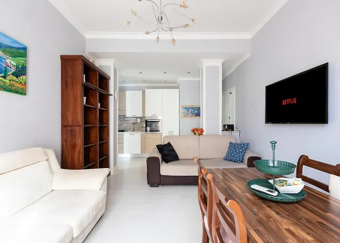 Labanca'S Vatican Apartment