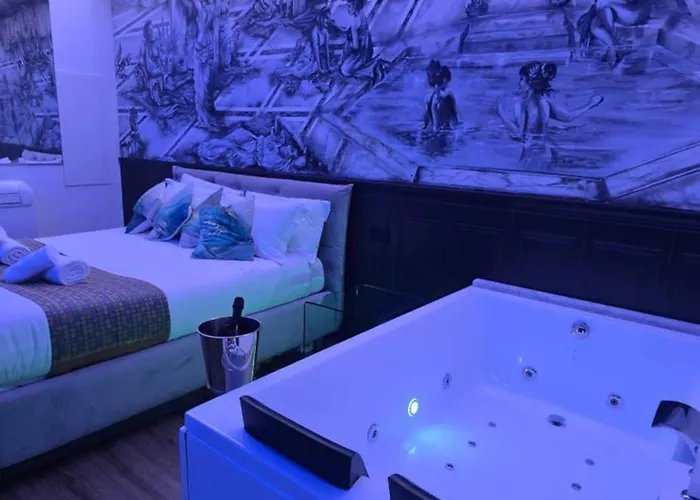 Mirror Suite Roma Colosseo Jacuzzi