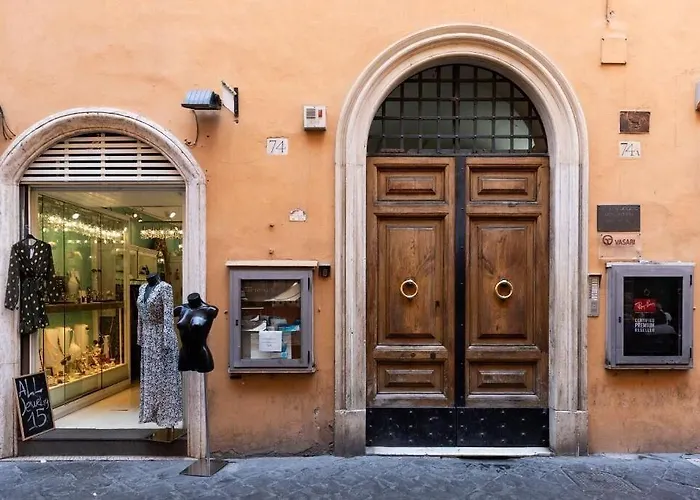 Croce Apartments