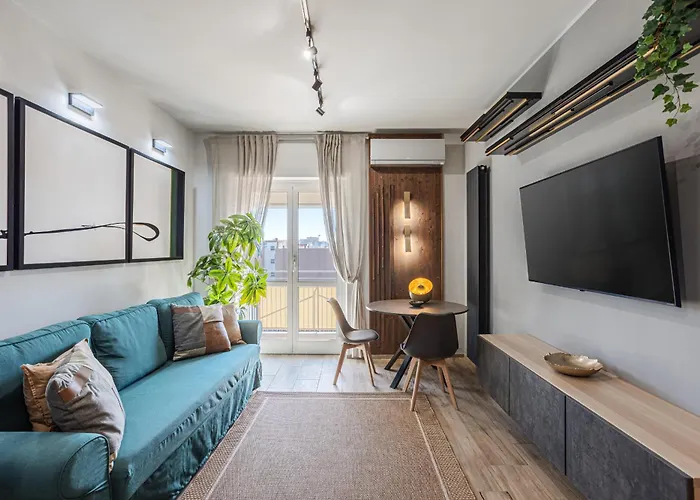Spqr Luxury Apartment With Large Balcony !!!