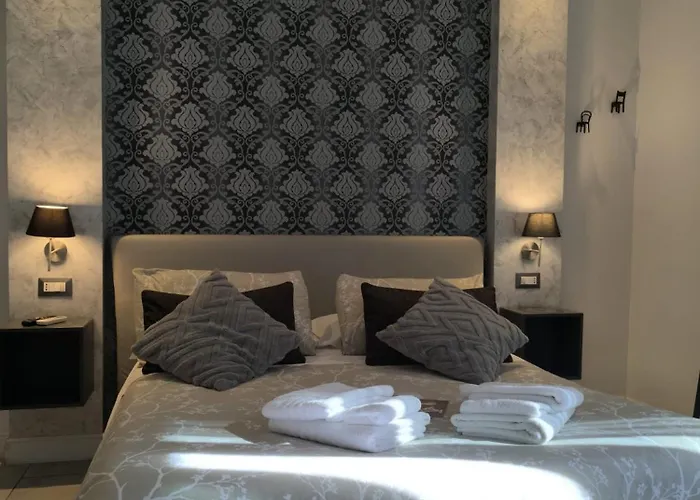 Castel Sant' Angelo Suites - Vatican - City Center - Direct Bus Stop To And From Fiumicino Apt