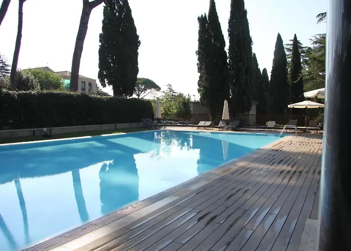 Clio Apartment With Seasonal Pool