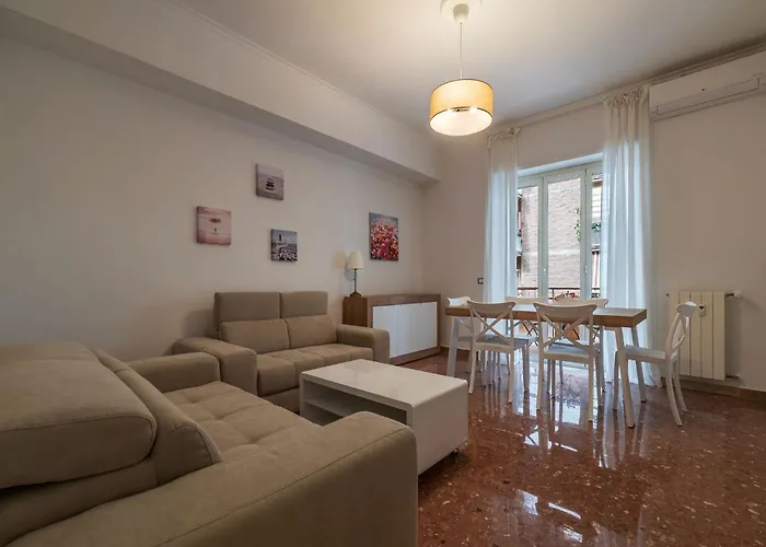 Guesthost - Trastevere Apartment Roma Portuense