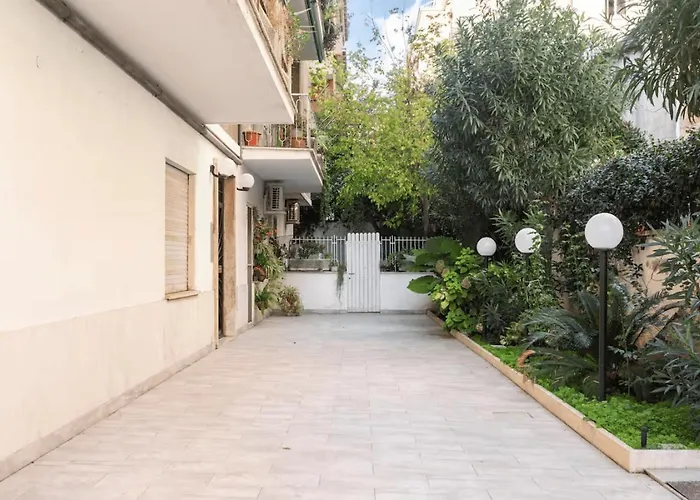 Casa Giova: Bilocale Con Balcone Al Gianicolo