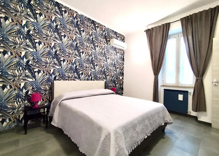 Casa Gaia - Cozy Urban Oasis