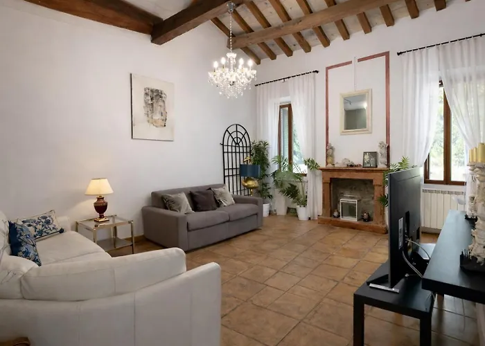 Historic Roman Home By Campo De Fiori