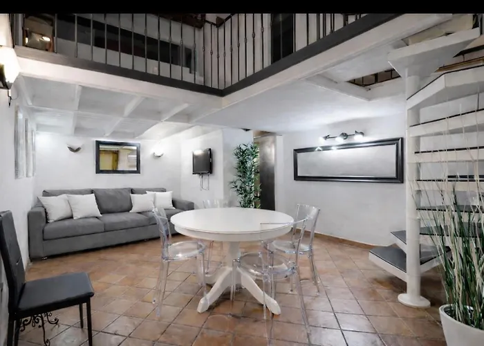 Via Dei Cestari Loft