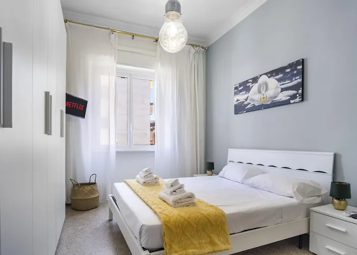 Artstay Ac Apt Near Metro, Fiumicino Airport