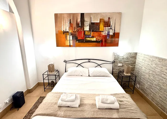 Exclusive Central Apartment 48