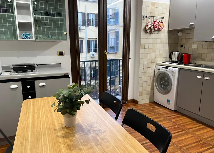 Stunning Center Rome Apartment