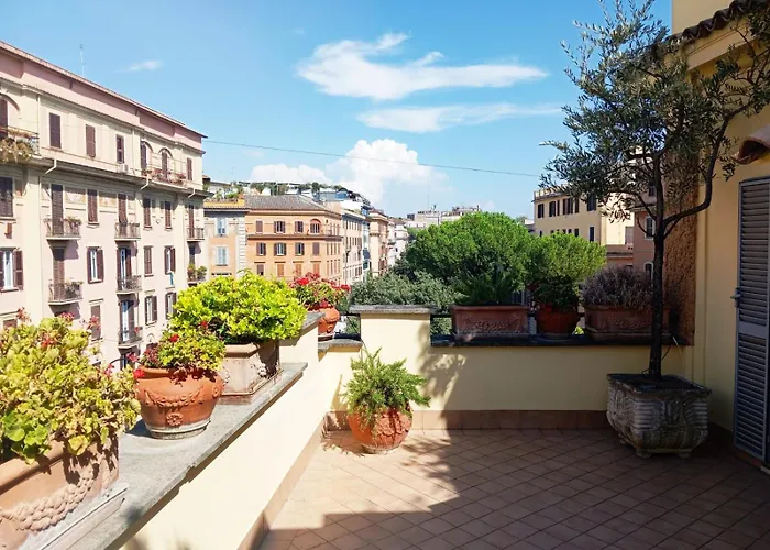 Vatican Penthouse - Terrace With View