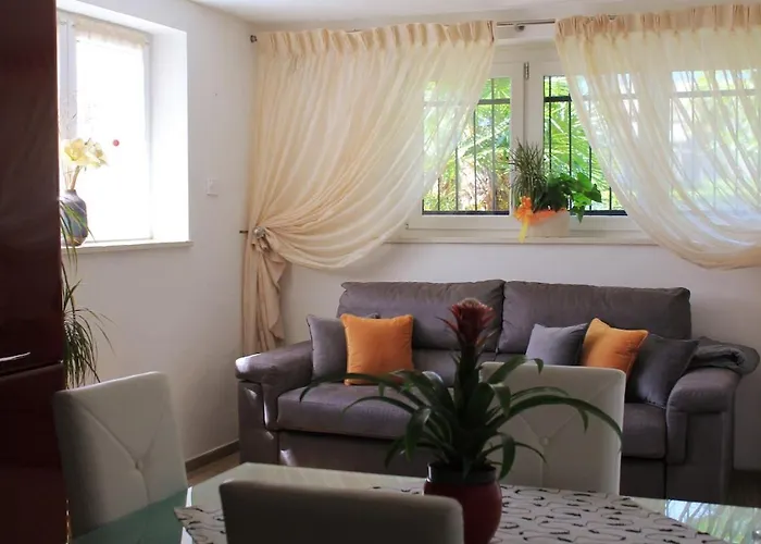 Apartment in Villa JS