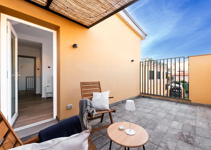 Seven Kings Villas By Hostand
