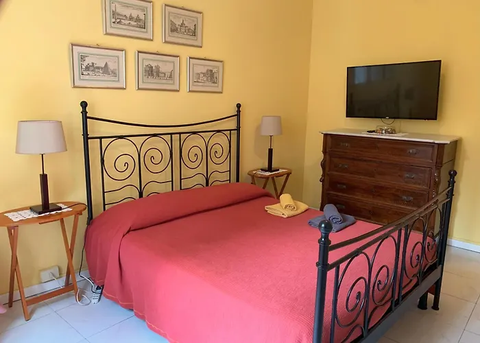 Colosseum View 2Br Apartment Sleeps 6
