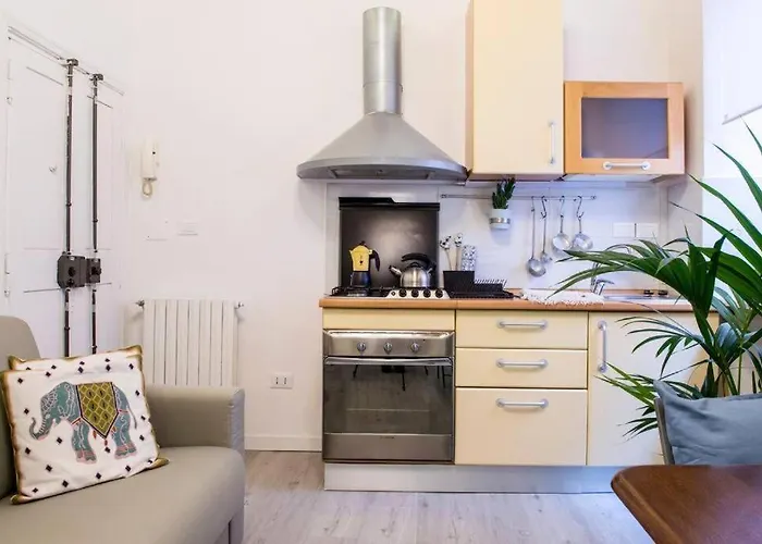 Nina Panisperna Apartment With Terrace