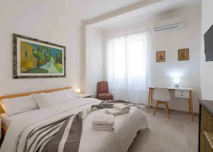 Central Luxury Apartment - Colosseo 10 Min