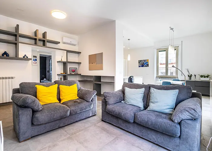 Large And Bright, A Stone'S Throw From Trastevere