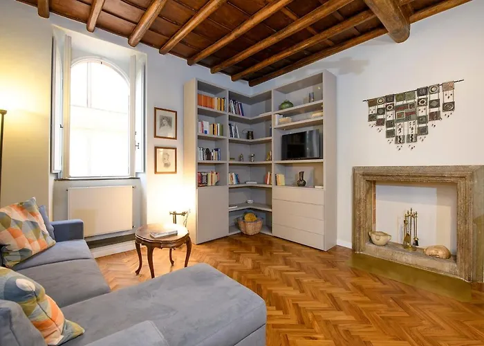 Spanish Steps Dario Apartment