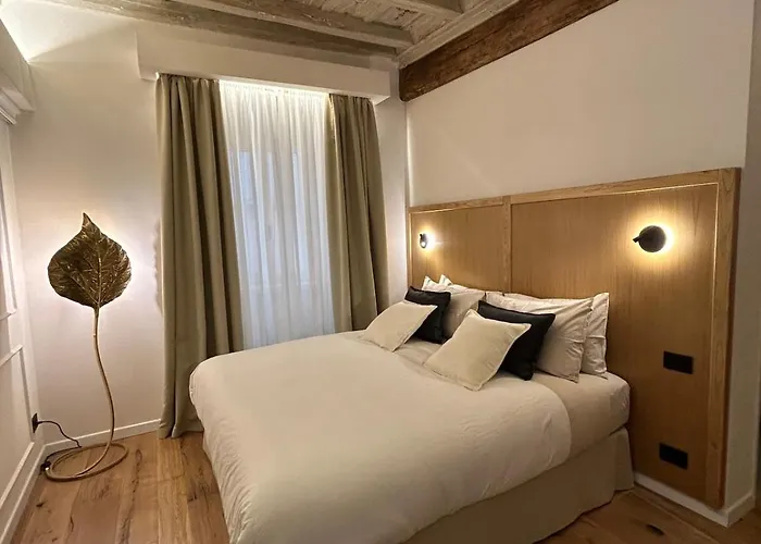 Montoro House
