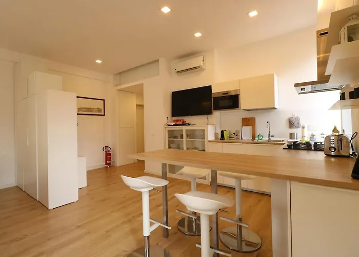 Coco House Apartment In The Ponte Milvio Area