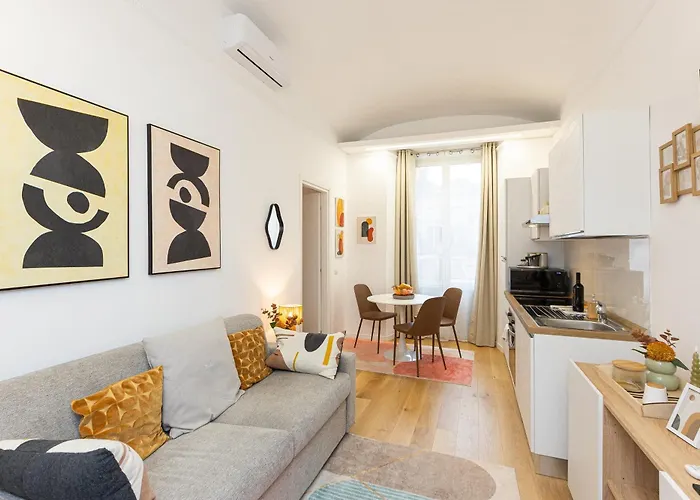 Vic House By Rental In Rome