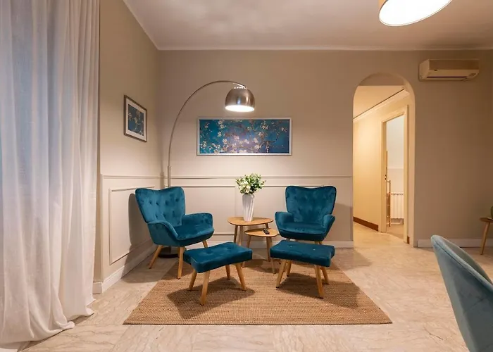 7 min to Colosseum, Smart TV, Full Kitchen