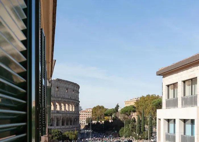 Deza Luxe Colosseum View 2Br 2Bt Modern Style