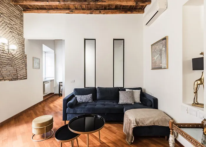 The Best Rent - Characteristic Three-Room Apartment Near Piazza Navona