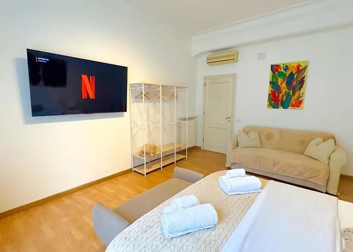 Domus Stephani Apartment - Sophisticated Living And City Links - Flaminio District, Near Villa Borghese & Piazza Del Popolo