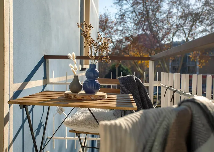 Blue Soul Flat - Apartment Near Trastevere With Easy Transport To Rome Center - By Holiday Homes Rome