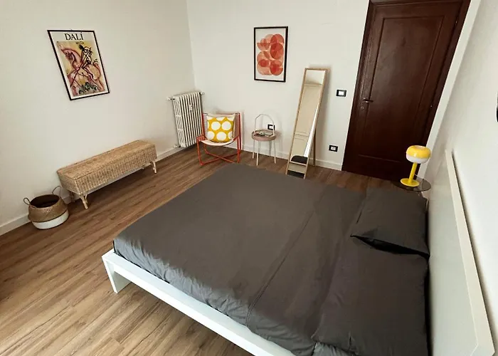 Design Apartment Near Trastevere & City Center