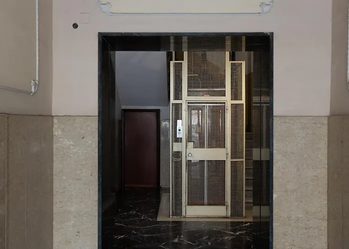 Vatican Plaza