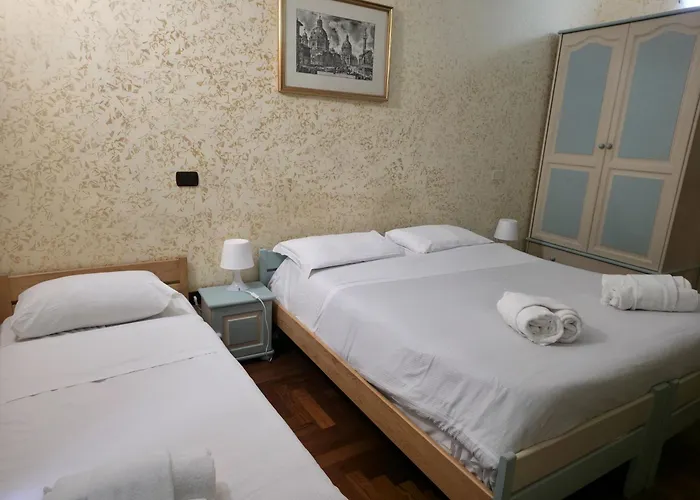 St. Peter'S Rooms Rome