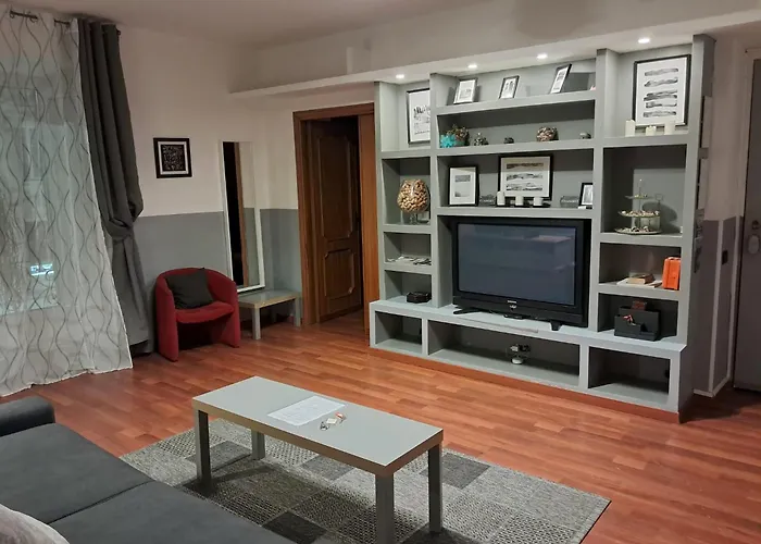 Flaminia 36 Luxury Home