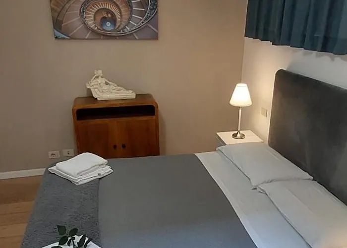 Piazza Navona Beautiful Apartment