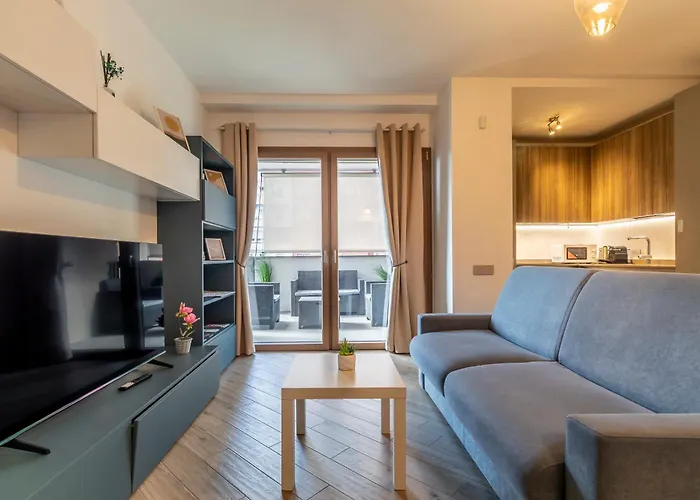 Aurealiving - Trastevere Suite With Rooftop & Gym