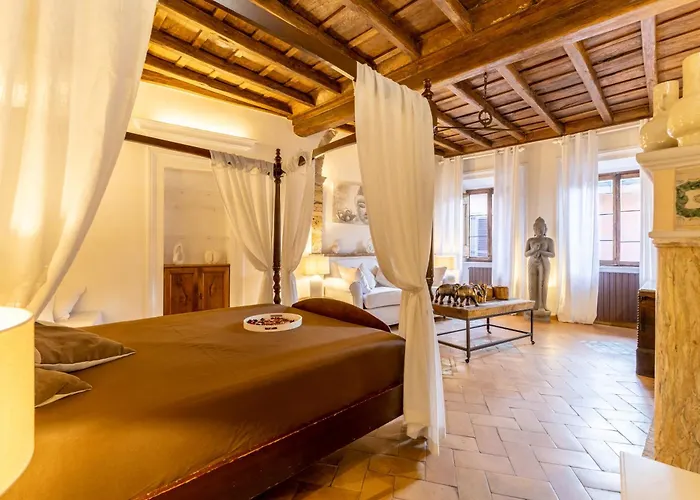 Navona Historic Lovely Flat