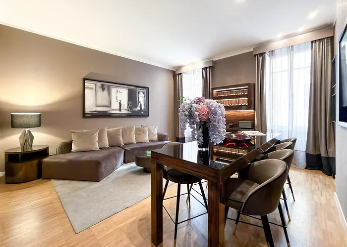 The Condotti - Luxury Serviced Apartment