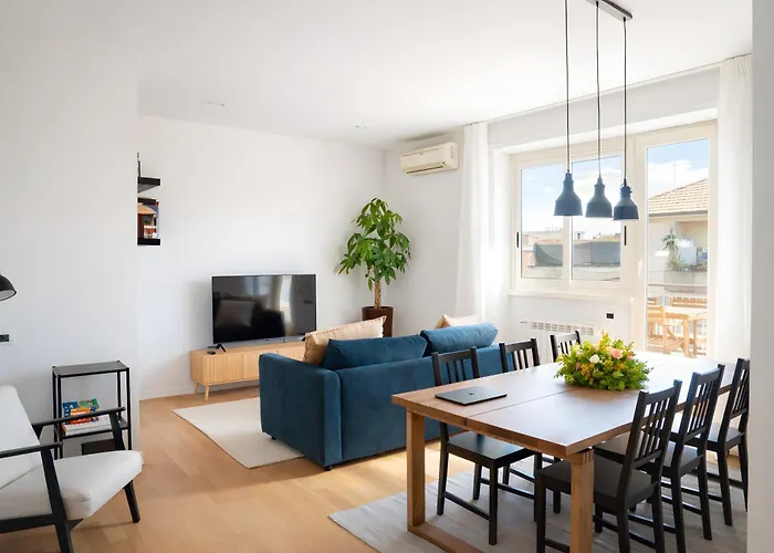 Sunny Monteverde Apartment - Near Trastevere By Rhr