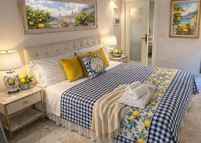 Spagna Lemon Suites
