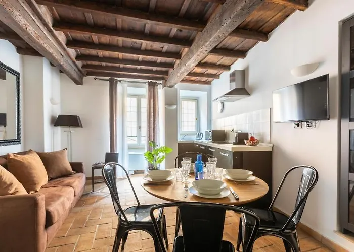 Velantia Fori Apartment