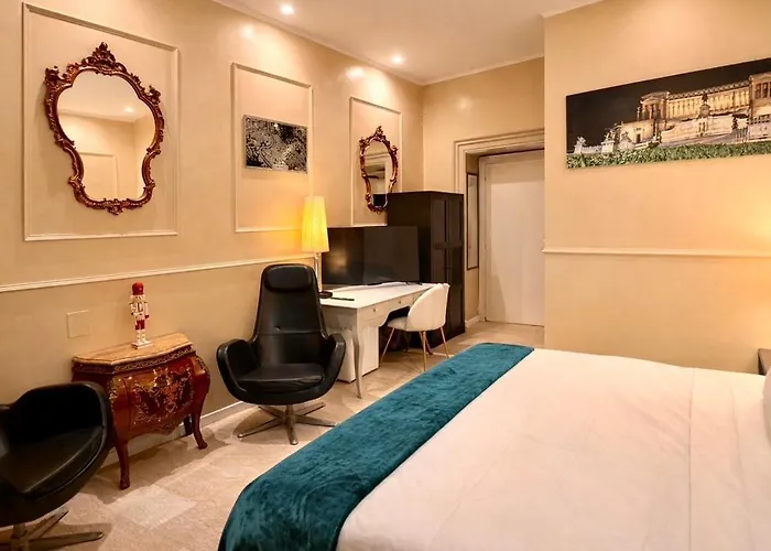 Madame Sofia Budget Basement Rooms With Large Windows - Camera Leggermente Sotto Il Piano Terra Con Affaccio Giardino